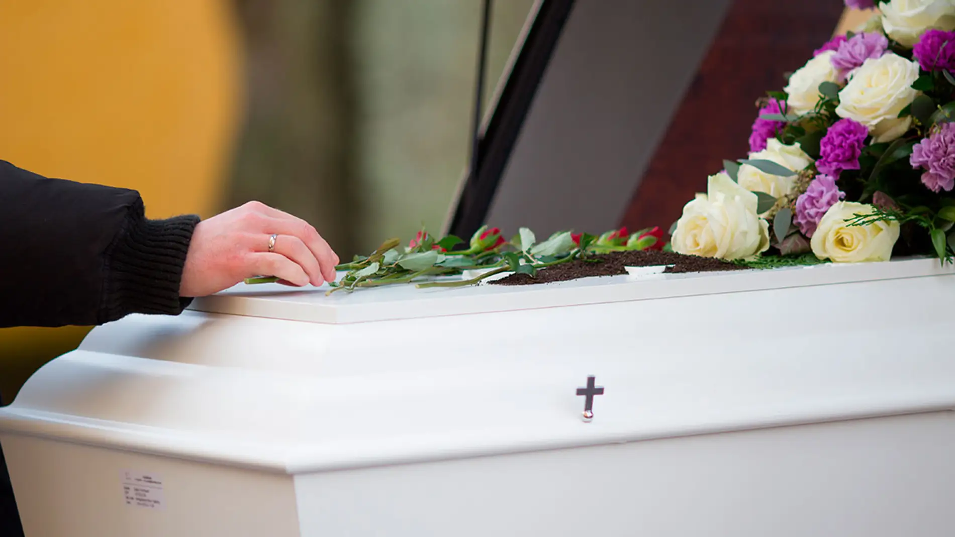 Accesorios que mejoran la experiencia en servicios funerarios